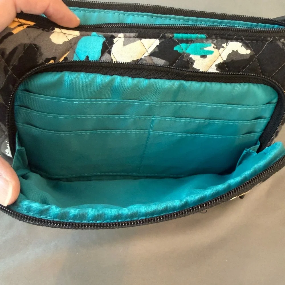 Vera Bradley Painted Feathers Quilted Cotton Crossbody Bag Organizer‎ Wallet